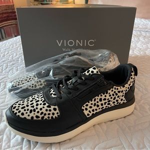 Vionic Remi Sneakers